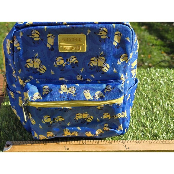 Loungfly Despicable Me Minions All-over Print Nylon Square Mini Backpack NWT - Picture 6 of 13